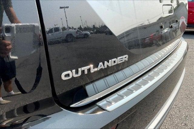 new 2025 Mitsubishi Outlander car, priced at $46,055