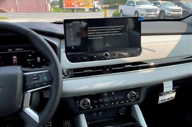 new 2025 Mitsubishi Outlander car, priced at $46,055