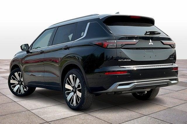 new 2025 Mitsubishi Outlander car, priced at $46,055