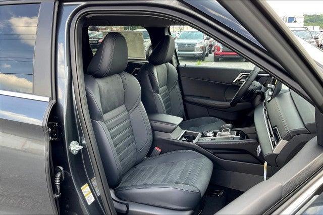 new 2025 Mitsubishi Outlander PHEV car, priced at $45,680