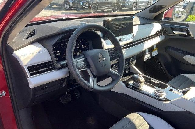 new 2025 Mitsubishi Outlander car, priced at $42,660