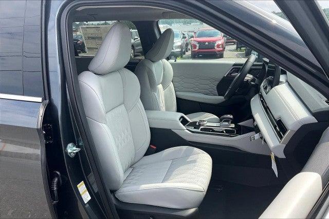 new 2025 Mitsubishi Outlander car, priced at $42,210