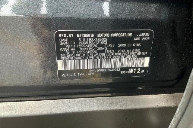 new 2025 Mitsubishi Outlander car, priced at $42,210