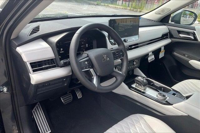 new 2025 Mitsubishi Outlander car, priced at $42,210
