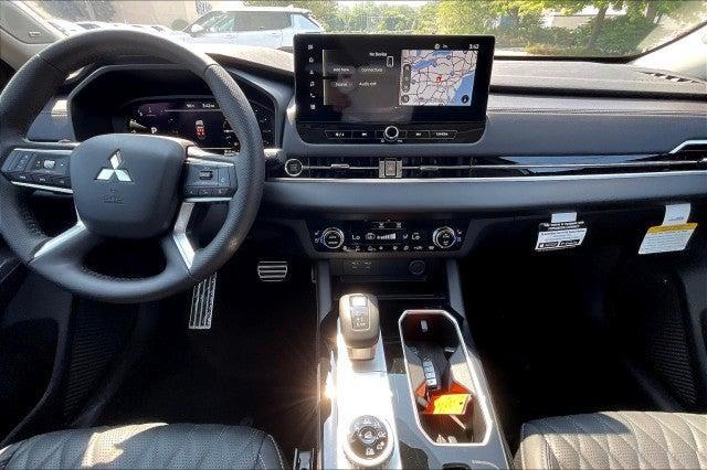 new 2025 Mitsubishi Outlander car, priced at $43,710