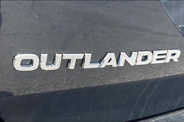 new 2025 Mitsubishi Outlander car, priced at $36,735