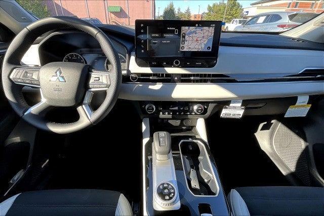 new 2025 Mitsubishi Outlander car, priced at $38,560