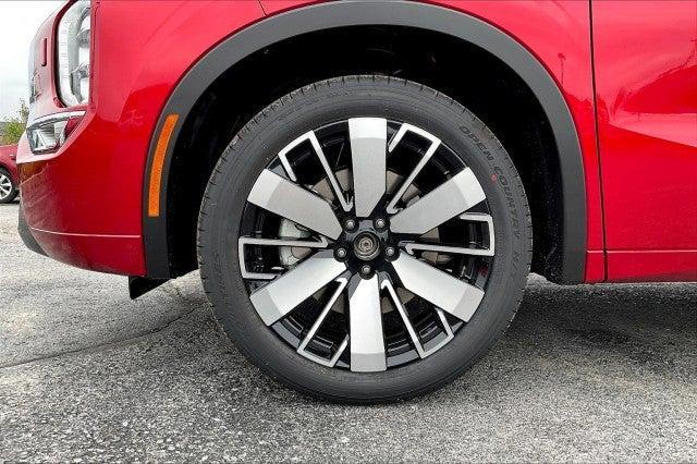new 2025 Mitsubishi Outlander car, priced at $47,895