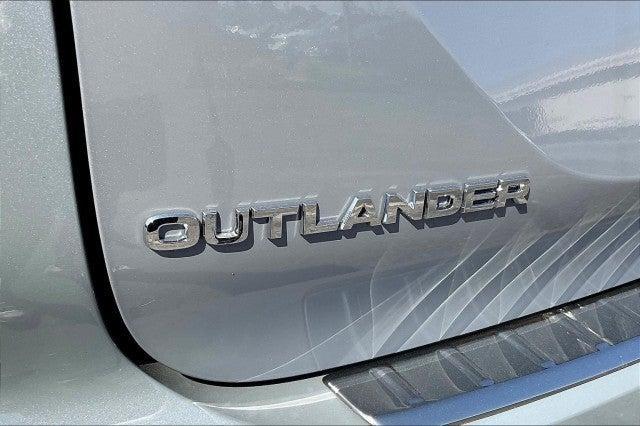new 2025 Mitsubishi Outlander car, priced at $47,625