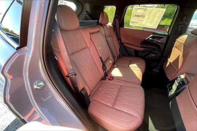 new 2025 Mitsubishi Outlander car, priced at $47,625
