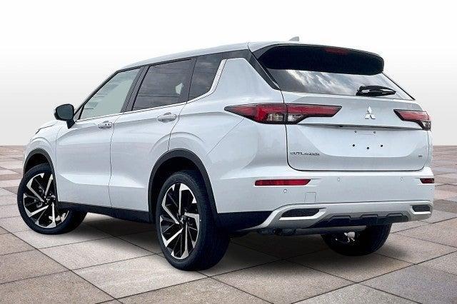 new 2024 Mitsubishi Outlander car, priced at $36,460