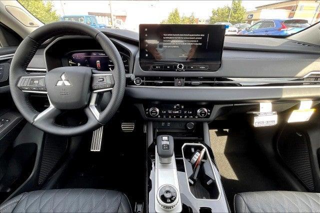 new 2025 Mitsubishi Outlander car, priced at $43,795