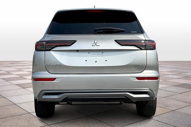 new 2025 Mitsubishi Outlander car, priced at $44,005