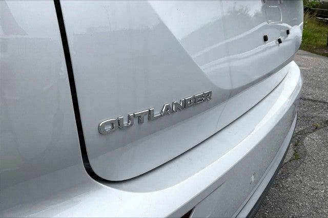 new 2025 Mitsubishi Outlander car, priced at $47,980