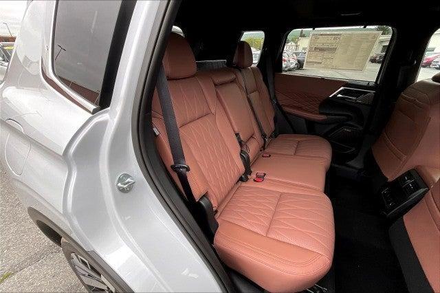 new 2025 Mitsubishi Outlander car, priced at $47,980