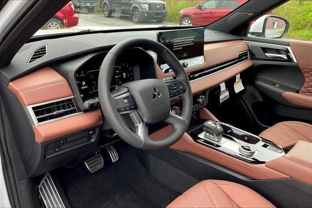 new 2025 Mitsubishi Outlander car, priced at $47,980