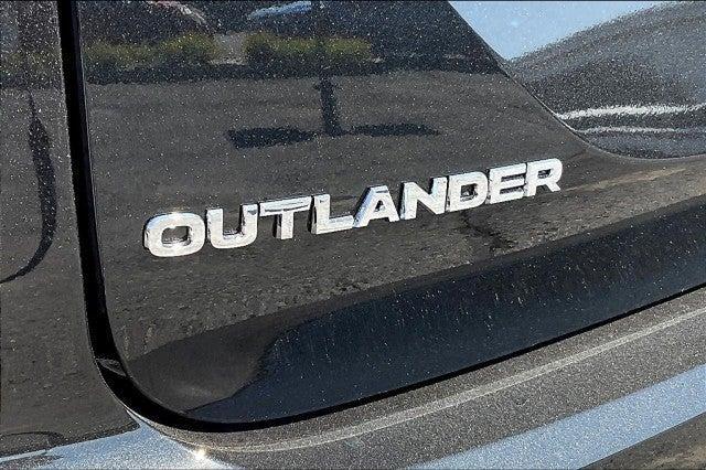 new 2025 Mitsubishi Outlander car, priced at $42,419