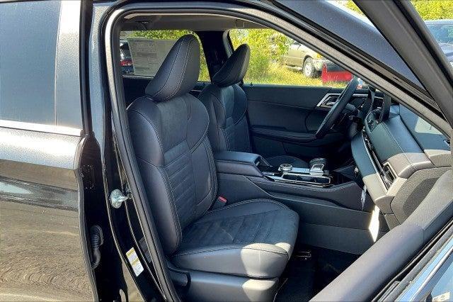 new 2025 Mitsubishi Outlander car, priced at $42,419