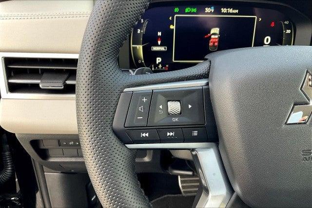 used 2025 Mitsubishi Outlander car, priced at $32,990