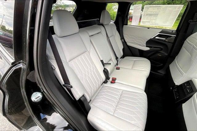 new 2025 Mitsubishi Outlander car, priced at $45,955