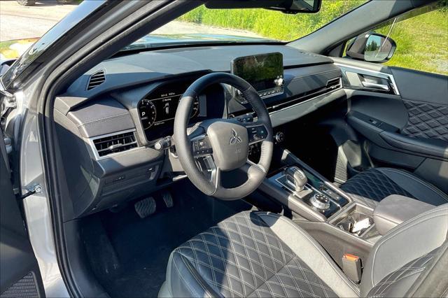 used 2023 Mitsubishi Outlander car, priced at $32,498