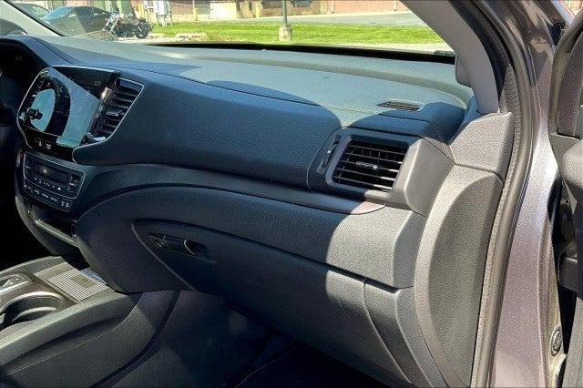 used 2022 Honda Pilot car, priced at $33,580