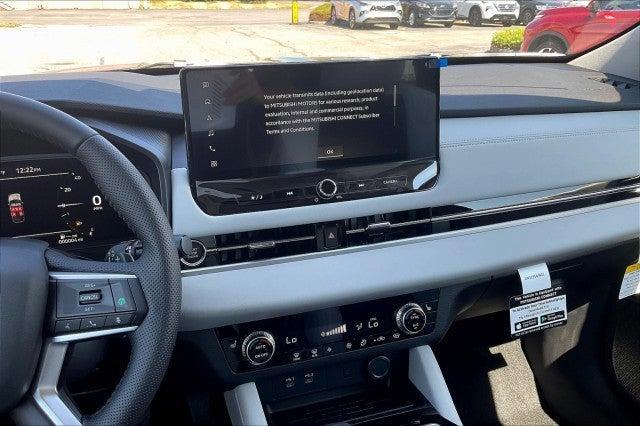 new 2025 Mitsubishi Outlander car, priced at $43,100