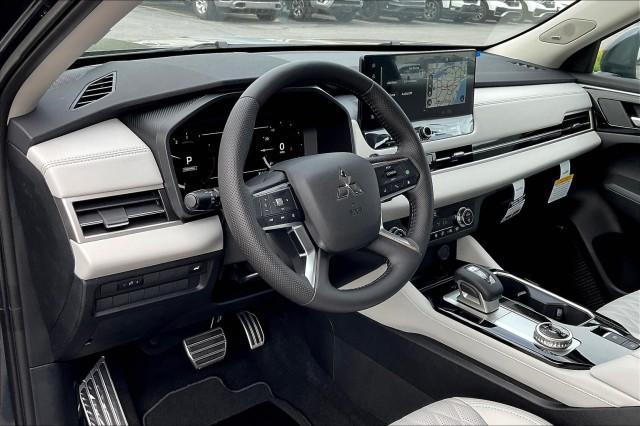 new 2025 Mitsubishi Outlander car, priced at $42,365