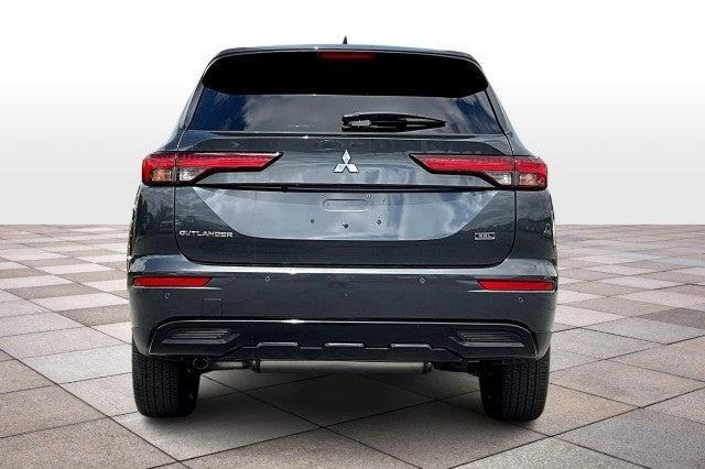 new 2024 Mitsubishi Outlander car, priced at $39,705