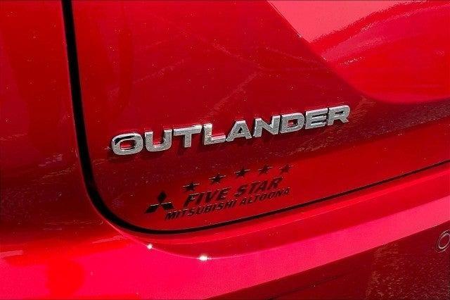 new 2024 Mitsubishi Outlander car, priced at $43,635