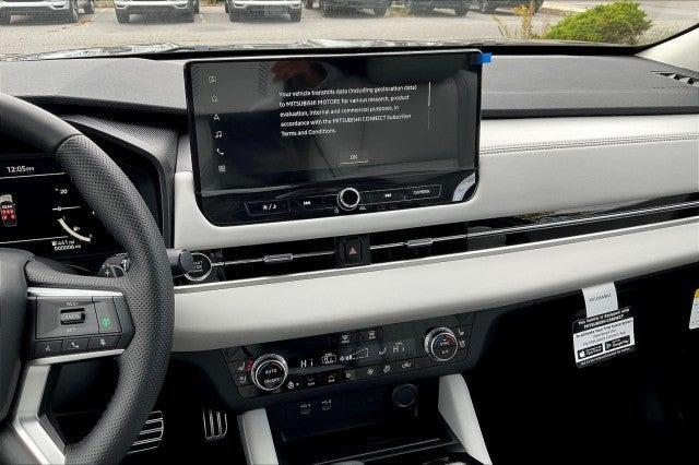 new 2025 Mitsubishi Outlander car, priced at $41,745