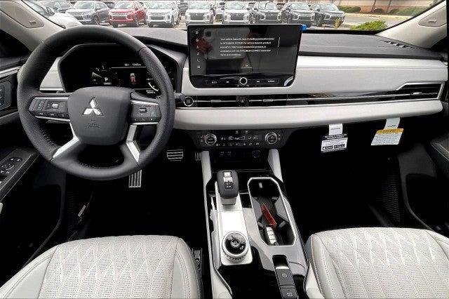 new 2025 Mitsubishi Outlander car, priced at $41,745