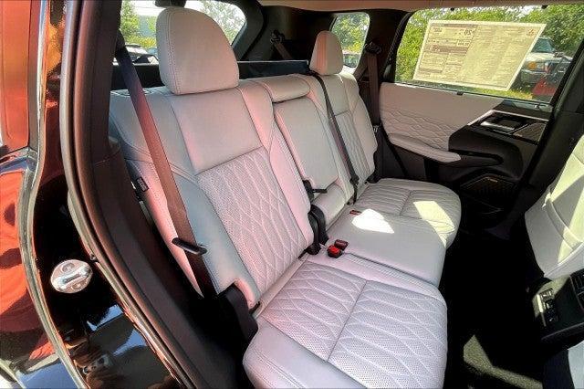 new 2025 Mitsubishi Outlander car, priced at $47,735