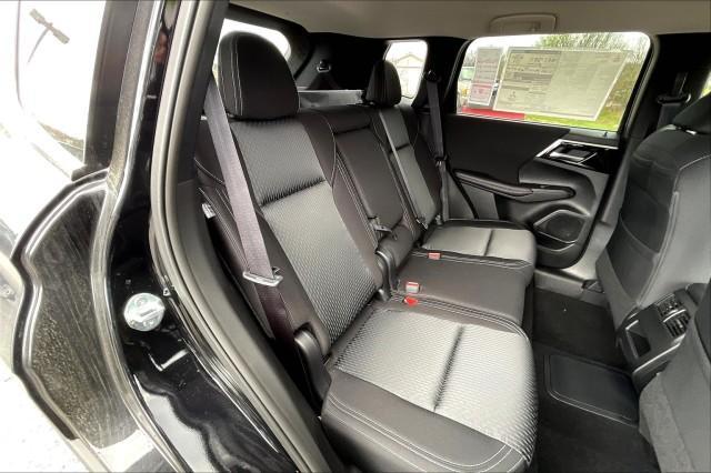 new 2025 Mitsubishi Outlander car, priced at $43,780