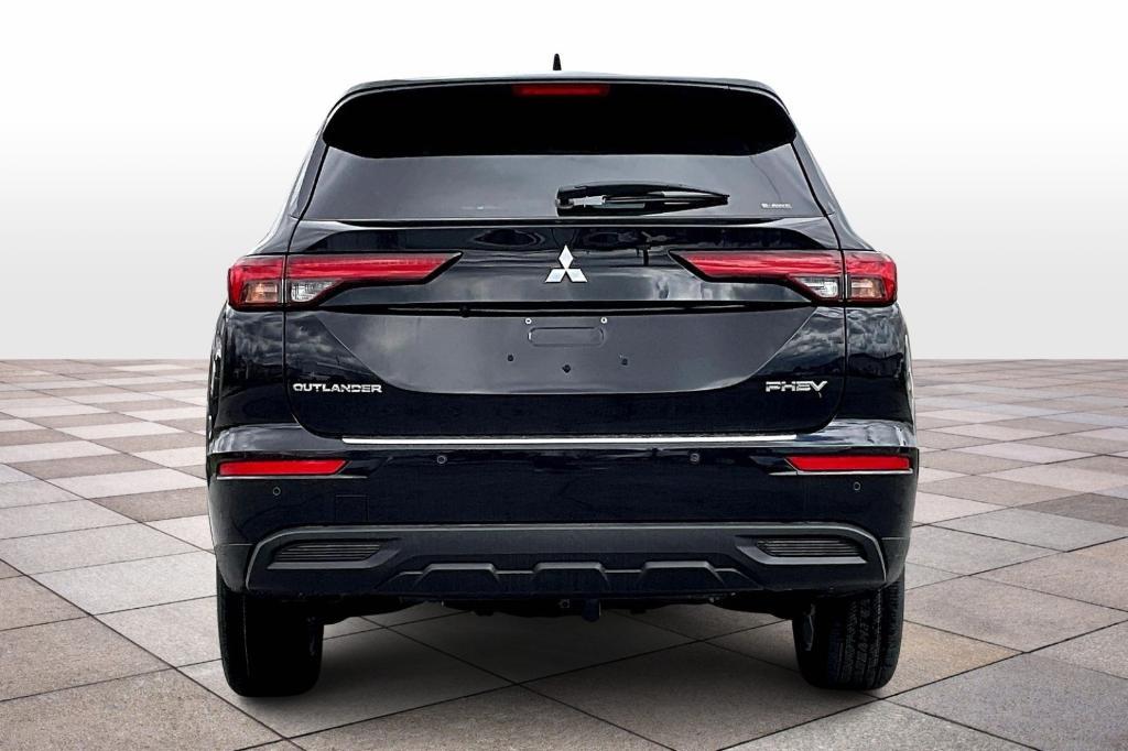 new 2025 Mitsubishi Outlander car, priced at $43,780
