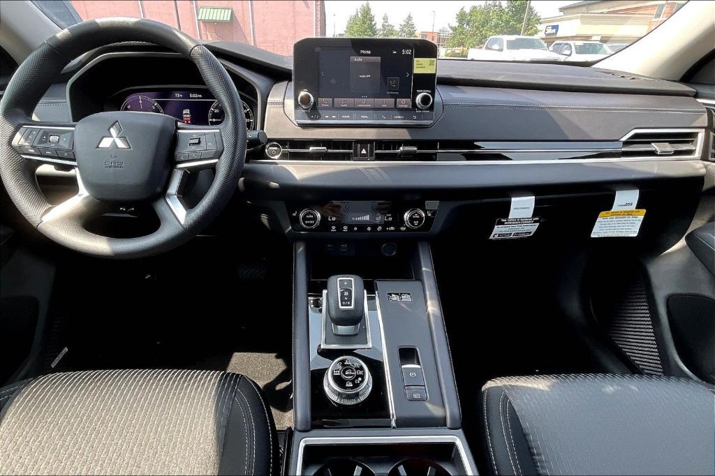 new 2025 Mitsubishi Outlander car, priced at $42,480