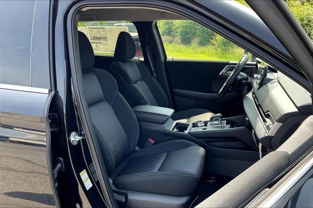 new 2025 Mitsubishi Outlander car, priced at $42,480