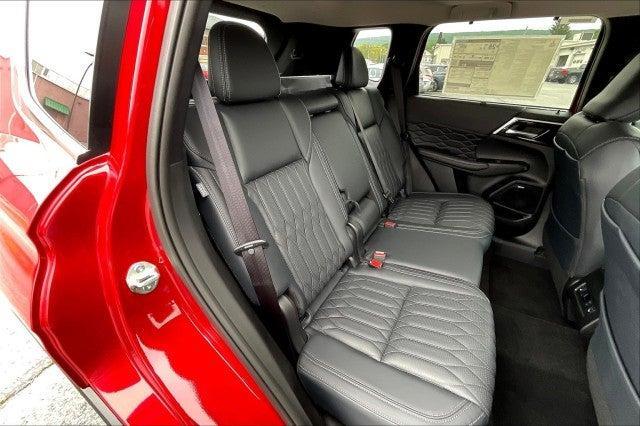 new 2025 Mitsubishi Outlander car, priced at $44,695