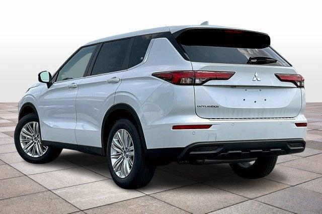 new 2024 Mitsubishi Outlander car, priced at $34,060