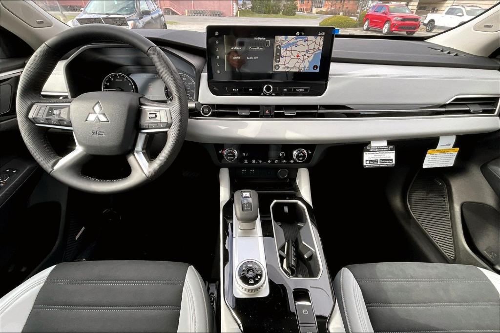 new 2025 Mitsubishi Outlander car, priced at $37,885