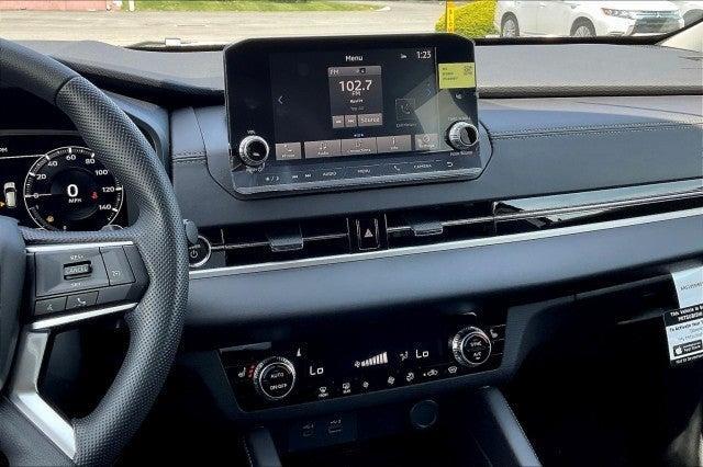 new 2025 Mitsubishi Outlander car, priced at $43,780