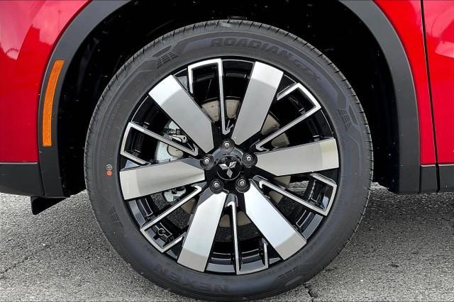 new 2025 Mitsubishi Outlander car, priced at $37,415