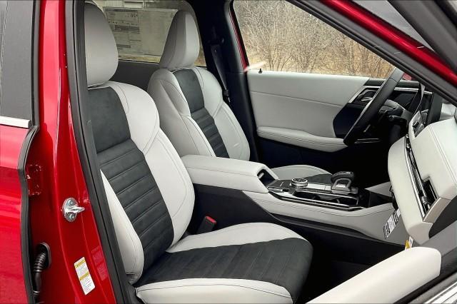 new 2025 Mitsubishi Outlander car, priced at $37,415