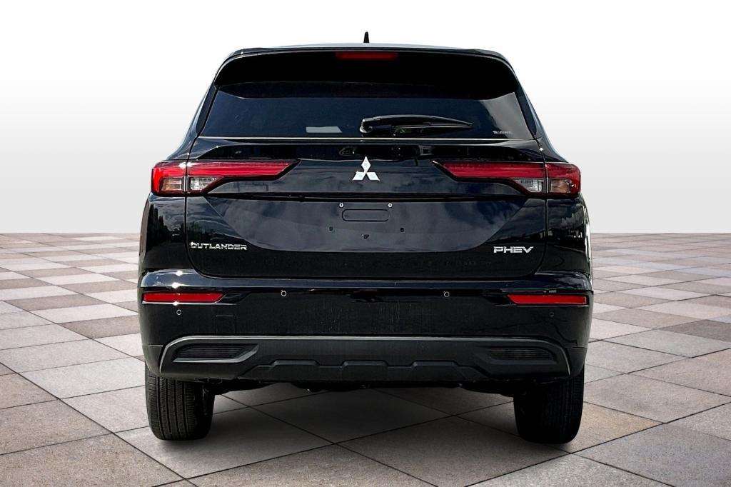 new 2025 Mitsubishi Outlander car, priced at $43,280