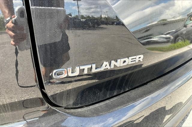new 2025 Mitsubishi Outlander car, priced at $43,280