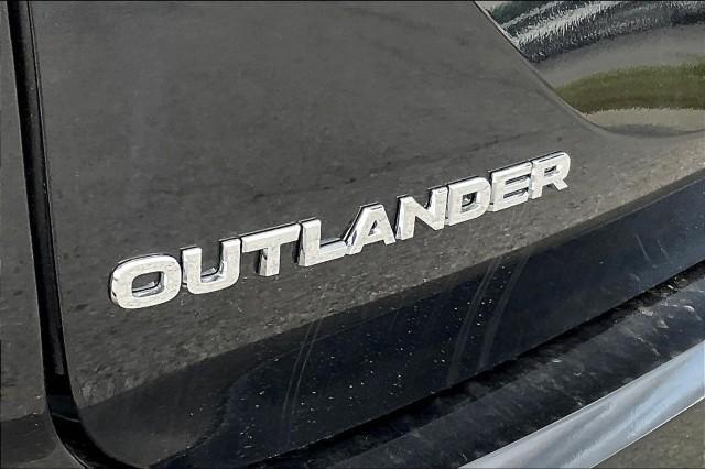 new 2025 Mitsubishi Outlander car, priced at $48,905