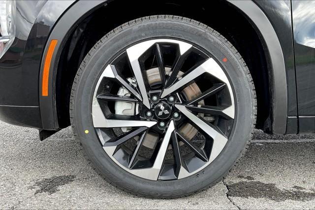 new 2025 Mitsubishi Outlander car, priced at $48,905