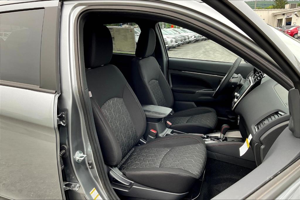 new 2025 Mitsubishi Outlander Sport car, priced at $32,110