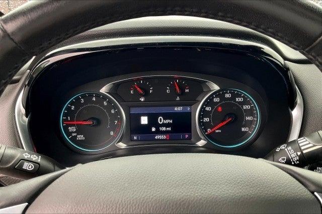 used 2022 Chevrolet Traverse car, priced at $32,990