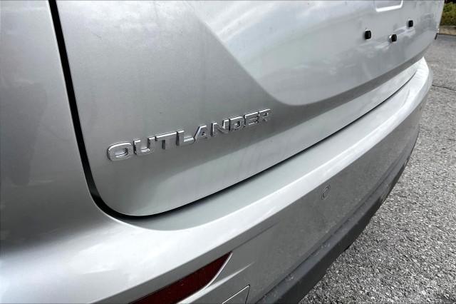 new 2025 Mitsubishi Outlander car, priced at $43,380